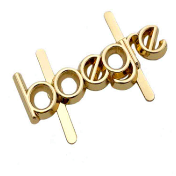 Золотая индивидуальная буква с логотипом на задней металлической пластине для сумки